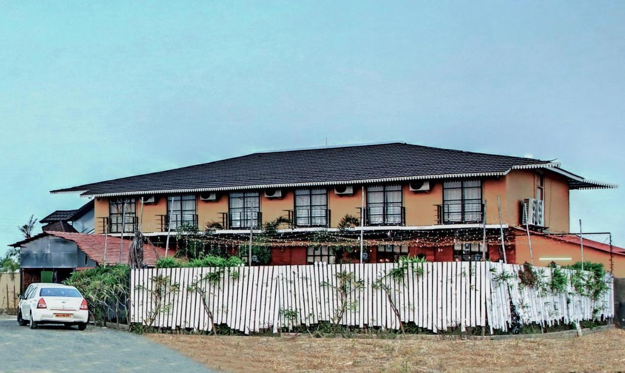 Treebo Trend Hotel Wildernest Nagpur Exterior foto