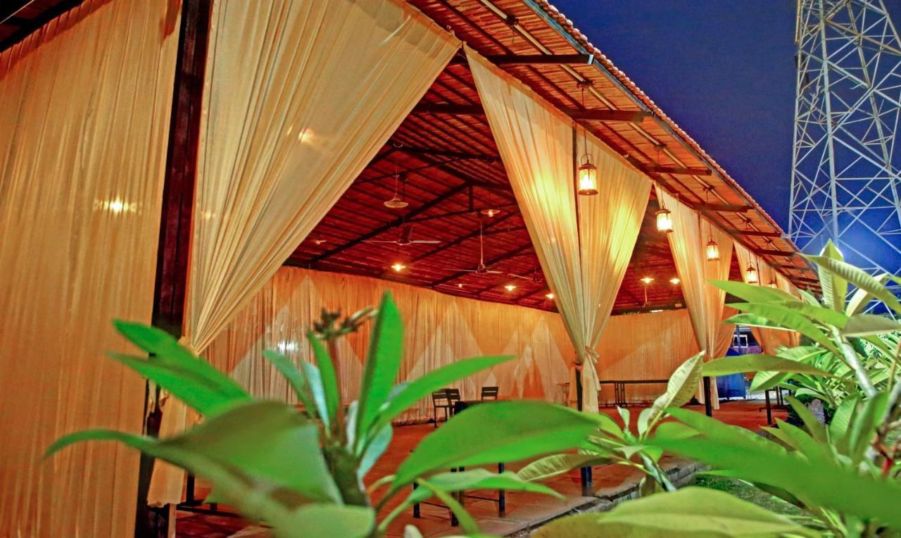 Treebo Trend Hotel Wildernest Nagpur Exterior foto